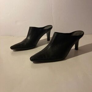 Apt. 9 Black Women's Pointed Toe Mules